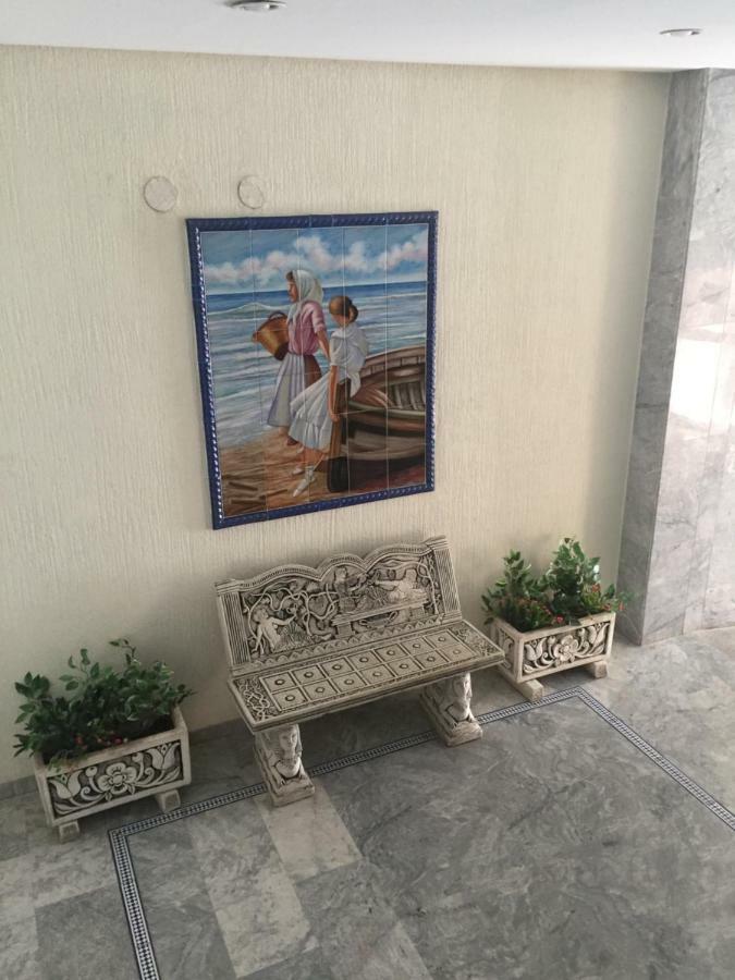 El Piso Hotel ฟูเอนฮิโรลา ภายนอก รูปภาพ