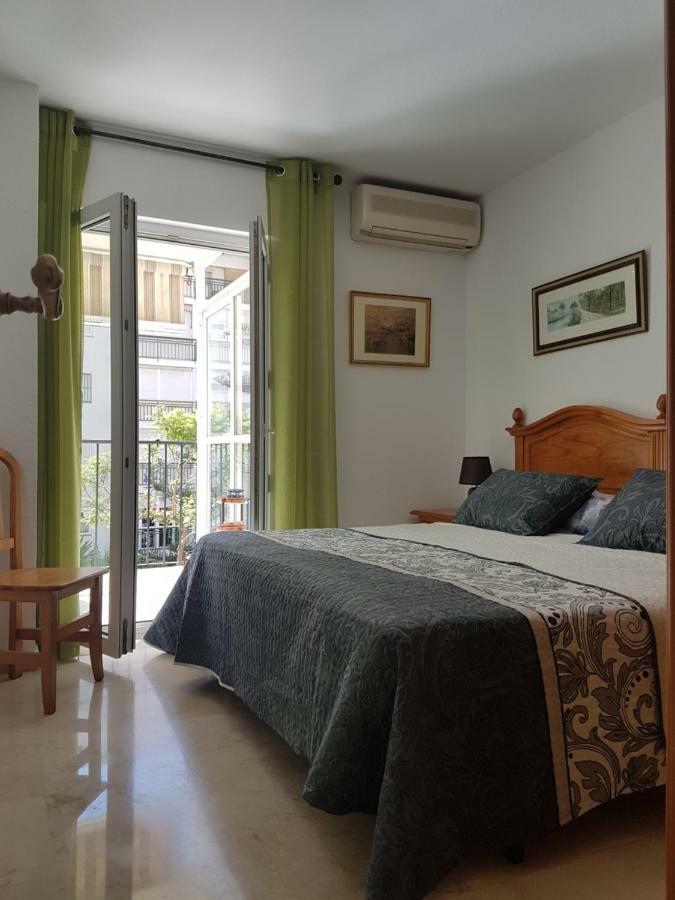 El Piso Hotel ฟูเอนฮิโรลา ภายนอก รูปภาพ